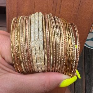 Bundle of bracelets (23 count)